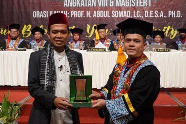 Gelar Wisuda Sarjana Angkatan ViII IAILe Pekanbaru Siapkan Sarjana Berkualitas